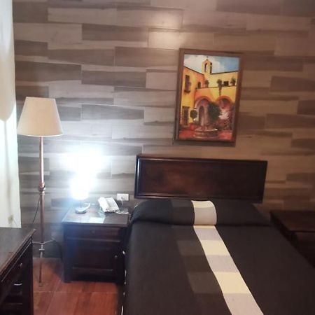 Hotel La Posta Monclova Exteriör bild